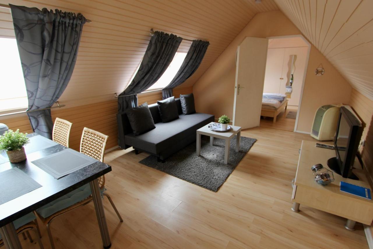 Wunderschoen Zwischen Ortsausgang Und Waldesrand Gelegene, Schoene Apartments Herzogenrath Ngoại thất bức ảnh