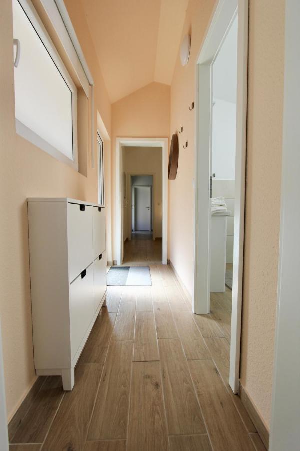 Wunderschoen Zwischen Ortsausgang Und Waldesrand Gelegene, Schoene Apartments Herzogenrath Ngoại thất bức ảnh